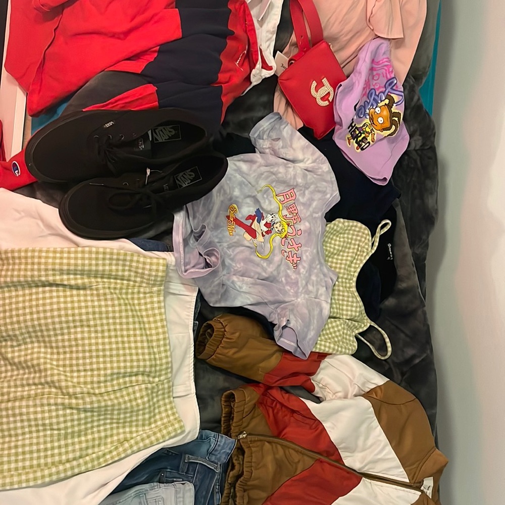 Clothing / Clothes lot , pants, skirts, tops, shoes, jacket